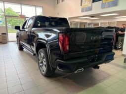 
										2026 GMC Sierra 1500 Crew Cab Standard full									