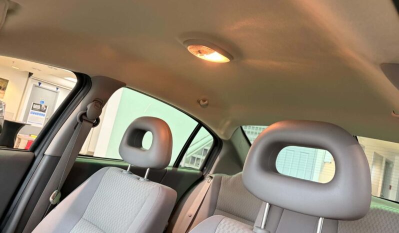 
								2007 Saturn Ion Midlevel Sedan At full									