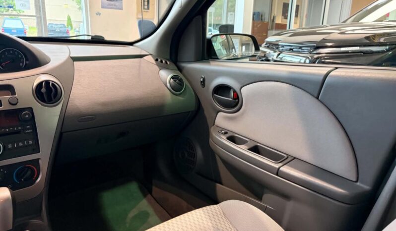 
								2007 Saturn Ion Midlevel Sedan At full									