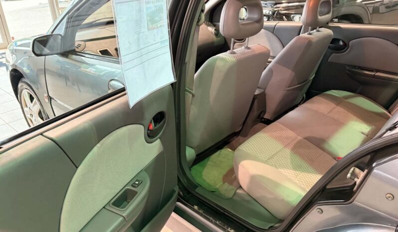 
								2007 Saturn Ion Midlevel Sedan At full									