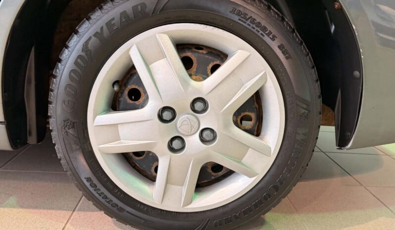 
								2007 Saturn Ion Midlevel Sedan At full									