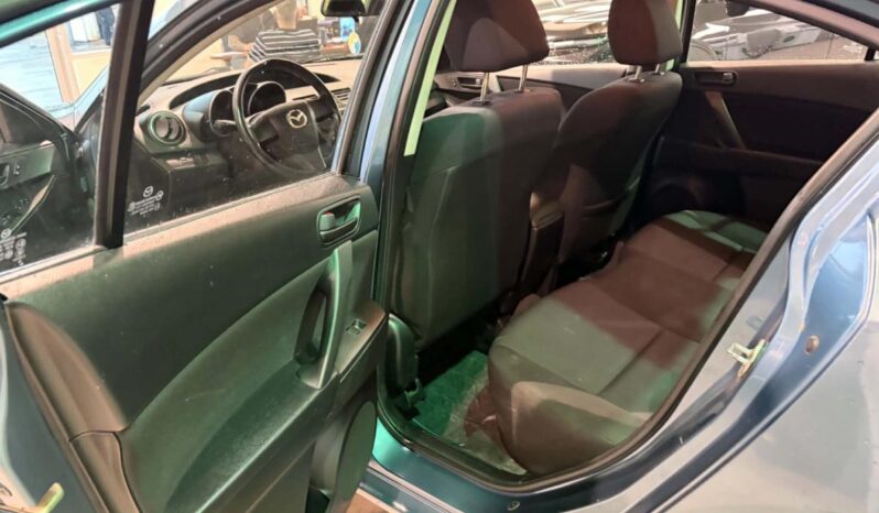 
								2011 Mazda Mazda3 Sport Gs At full									