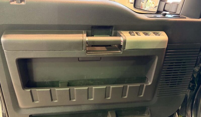 
								2014 Ford F-350 4×4 – Crew Cab Xlt full									