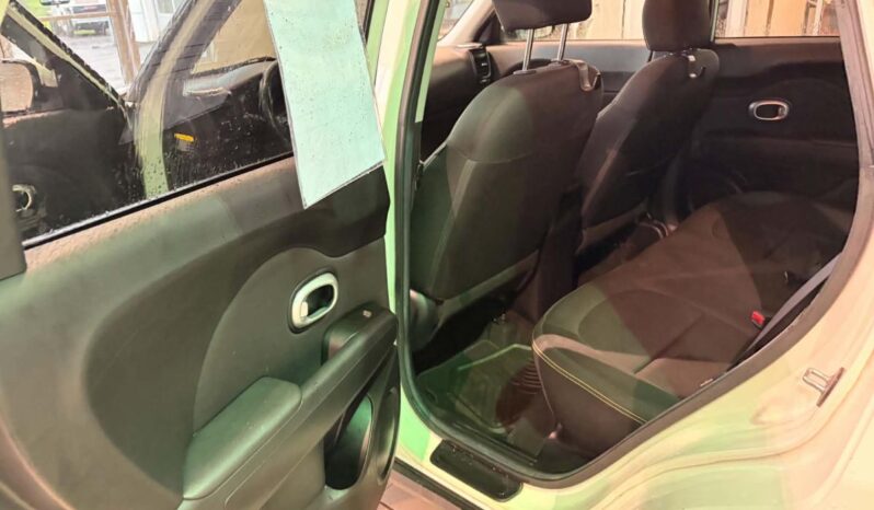 
								2015 Kia Soul 2.0l Ex At full									