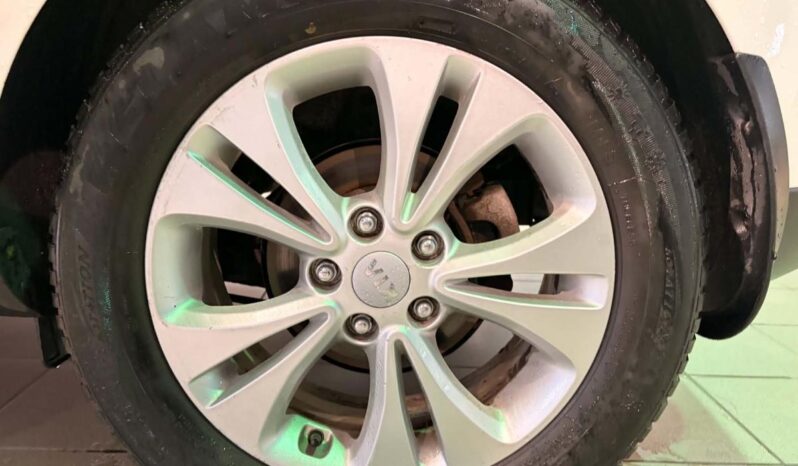 
								2015 Kia Soul 2.0l Ex At full									
