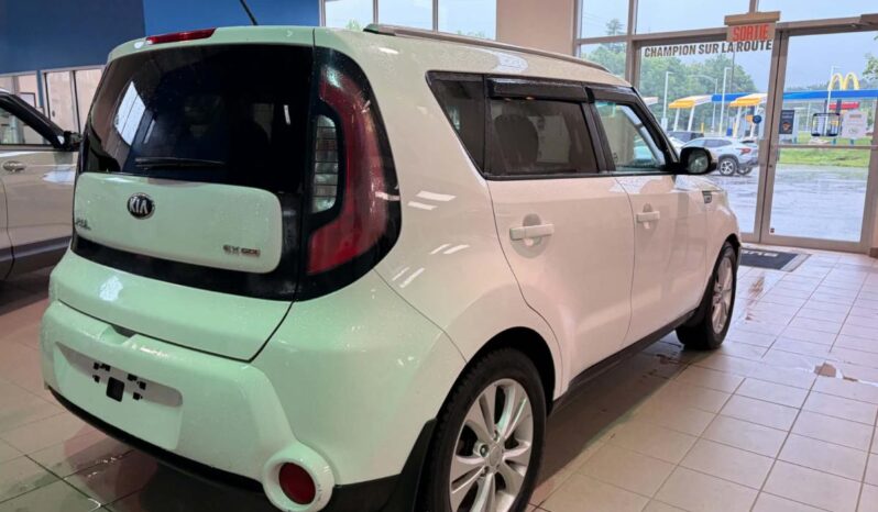 
								2015 Kia Soul 2.0l Ex At full									