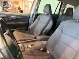 
										2021 Honda Pilot EX full									