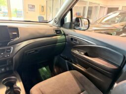 
										2021 Honda Pilot EX full									
