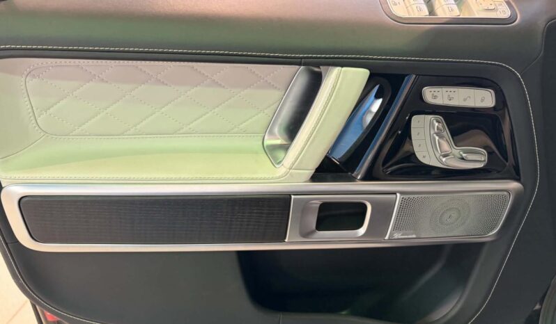 
								2022 Mercedes-Benz G 63 AMG SUV full									