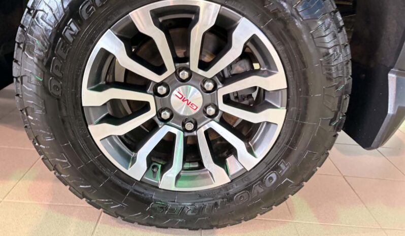 
								2023 GMC Sierra 1500 Crew Cab 4×4 At4 full									