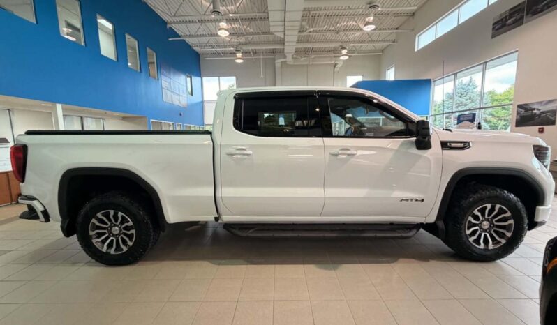 
								2023 GMC Sierra 1500 Crew Cab 4×4 At4 full									