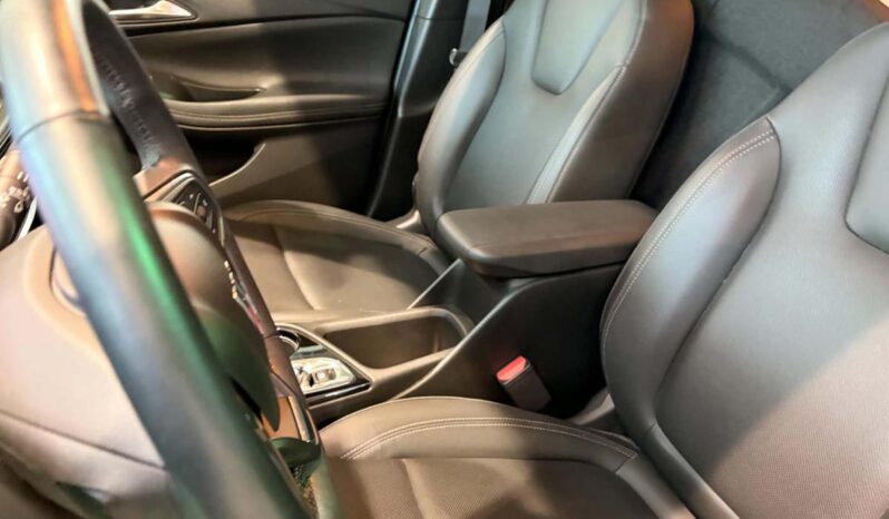 
								2024 Buick Encore GX Sport Touring Awd full									