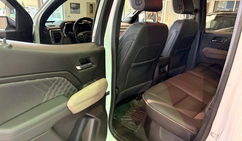 
								2024 GMC Canyon Crew Cab Short Box 4 full									