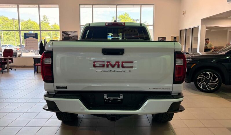 
								2024 GMC Canyon Crew Cab Short Box 4 full									
