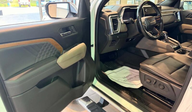 
								2024 GMC Canyon Crew Cab Short Box 4 full									