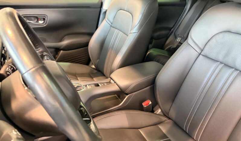 
								2025 Honda HR-V Ex-L Navi Awd Cvt full									