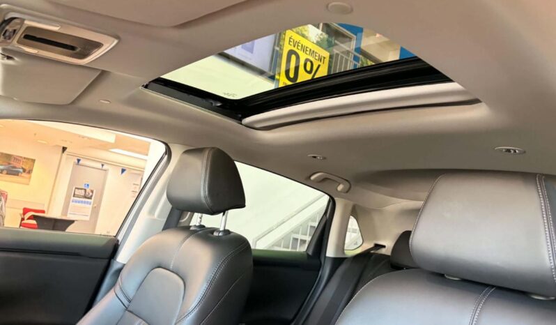 
								2025 Honda HR-V Ex-L Navi Awd Cvt full									