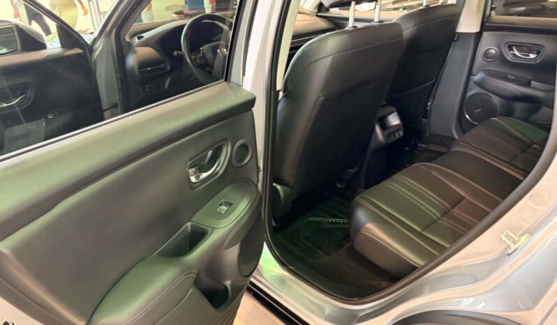 
								2025 Honda HR-V Ex-L Navi Awd Cvt full									