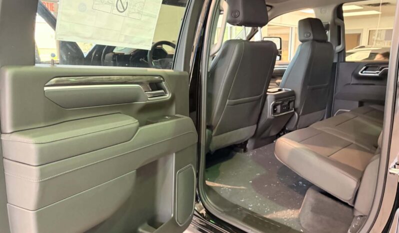 
								2026 Chevrolet Silverado 2500 4wd Crew Cab full									