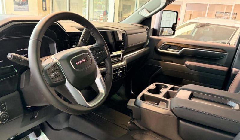
								2026 GMC Sierra 3500 4wd Crew Cab Long full									