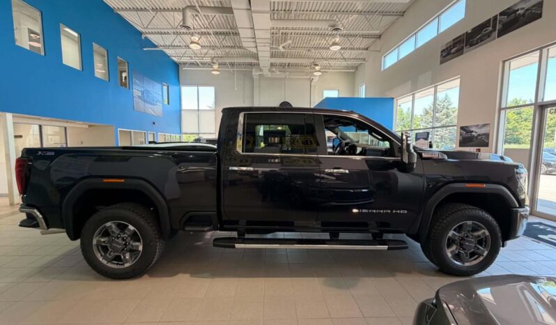 
								2026 GMC Sierra 2500 Crew Cab Standard full									