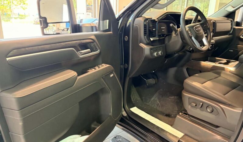 
								2026 GMC Sierra 2500 Crew Cab Standard full									