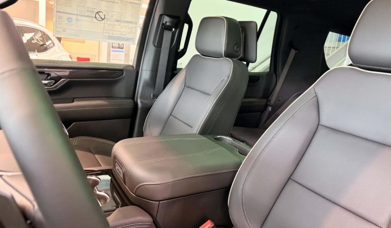 
								2026 GMC Yukon 4wd 4dr Elevation full									