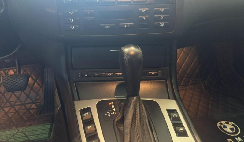 
								2004 BMW 330 full									