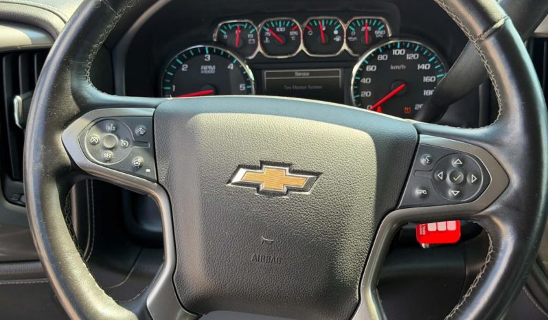 
								2017 Chevrolet Silverado 1500 Crew 4×4 High full									
