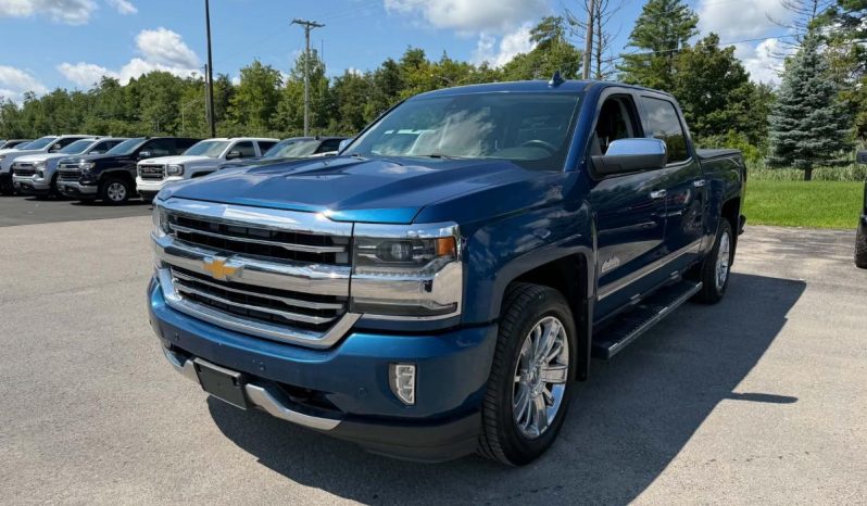 2017 Chevrolet Silverado 1500 - Used Truck - VIN: 3GCUKTECXHG196018 - Buckingham Chevrolet Buick GMC Gatineau