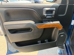 
										2017 Chevrolet Silverado 1500 Crew 4×4 High full									