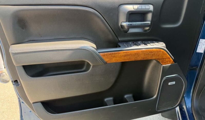 
								2017 Chevrolet Silverado 1500 Crew 4×4 High full									