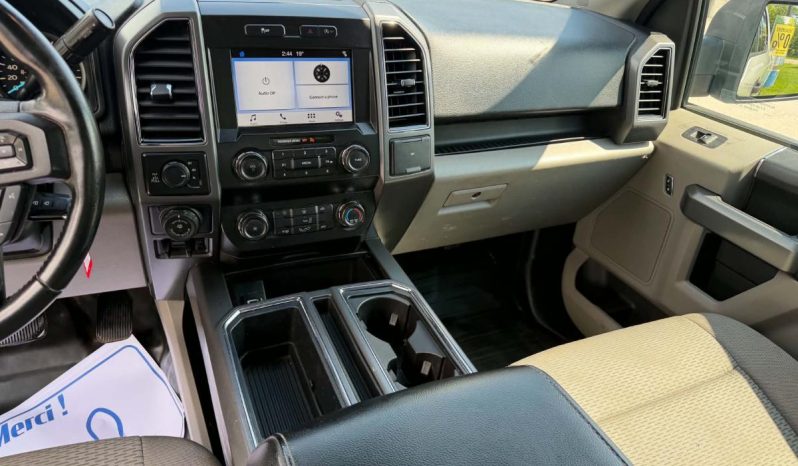 
								2019 Ford F-150 Xlt Awd full									