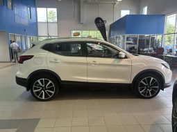 
										2019 Nissan Qashqai S Awd Cvt full									