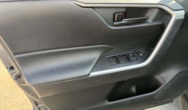 
								2020 Toyota RAV4 Awd Le full									