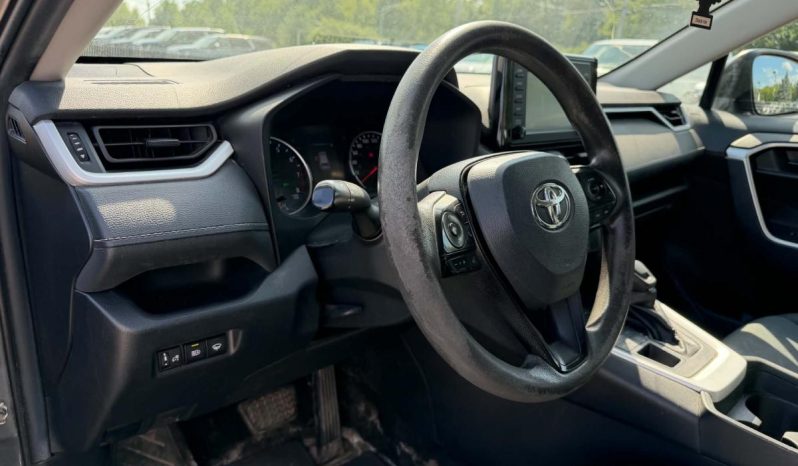 
								2020 Toyota RAV4 Awd Le full									