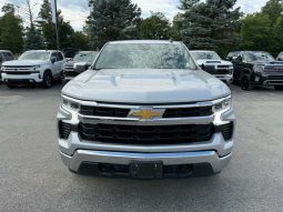 
										2022 Chevrolet Silverado 1500 Crew Cab 4×4 Lt full									