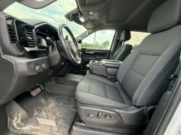 
										2022 Chevrolet Silverado 1500 Crew Cab 4×4 Lt full									