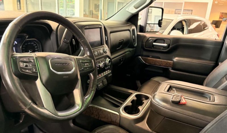 
								2022 GMC Sierra 2500 Crew Cab 4×4 Denali full									