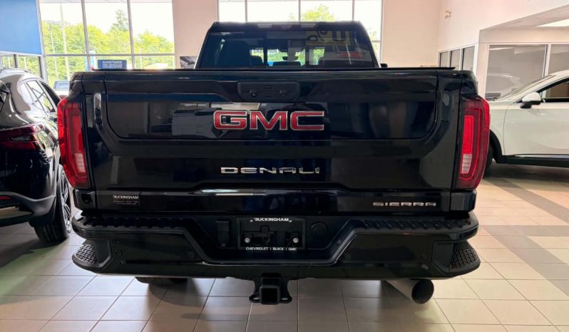
								2022 GMC Sierra 2500 Crew Cab 4×4 Denali full									