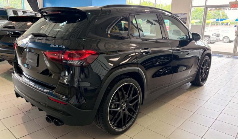 
								2023 Mercedes-Benz GLA 45 4matic+ Suv full									
