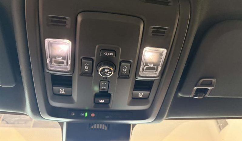 
								2025 GMC Yukon 4wd 4dr At4 Ultimate full									
