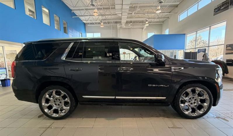 
								2025 GMC Yukon 4wd 4dr Denali full									