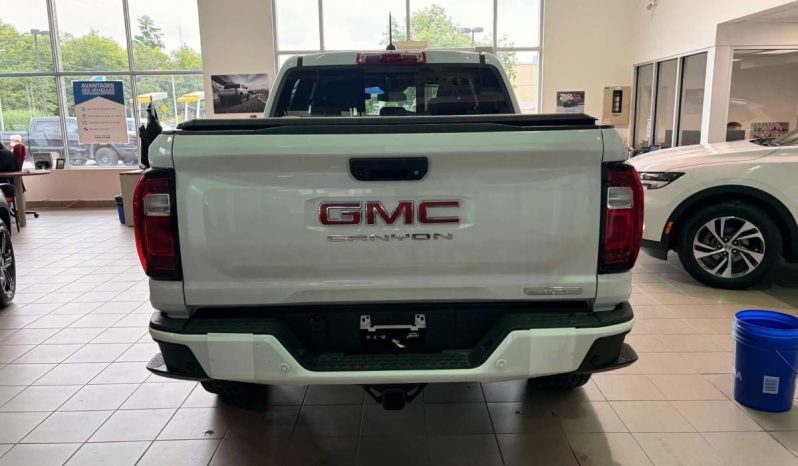 
								2026 GMC Canyon Crew Cab Short Box 4 full									