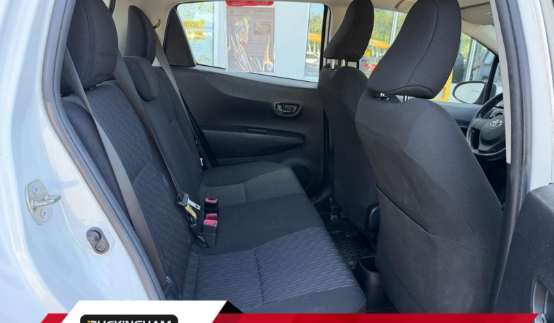
								2014 Toyota Yaris 5dr HB Man LE full									