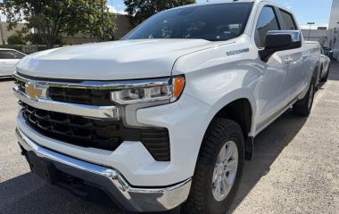 2025 Chevrolet Silverado 1500 Crew Cab Short Box 4