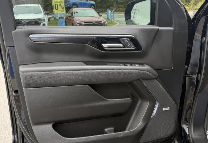 
								2025 Chevrolet Tahoe 4wd 4dr Rst full									