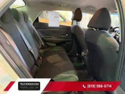 
										2025 Hyundai Elantra Essential Ivt full									