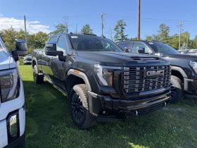 2026 GMC Sierra 2500 Crew Cab Standard