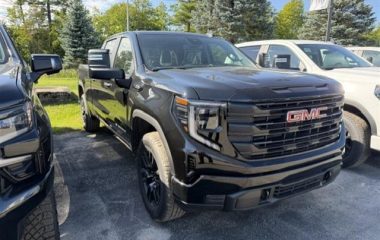 2026 GMC Sierra 1500 Crew Cab Standard